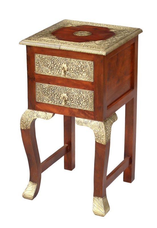 Sanu Babu Květinový stolek, zdobený mosazným kováním, 41x41x76cm