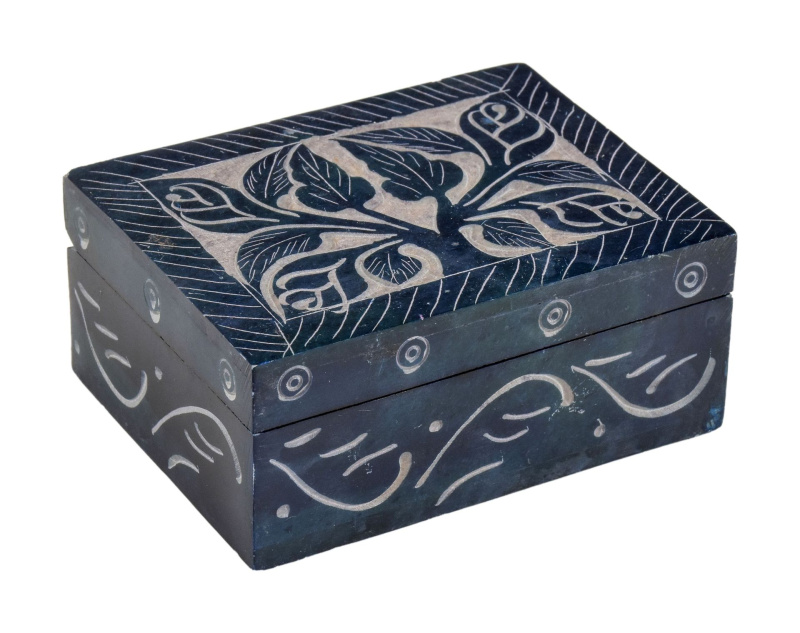 Sanu Babu Ozdobná kamenná šperkovnice, ručně vyřezávaná, 12x9x4cm (1N)