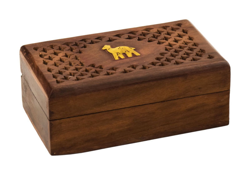 Sanu Babu Šperkovnice ze dřeva, ručně vyřezávaná, mosazná intarzie, 13x8x5cm (0N)