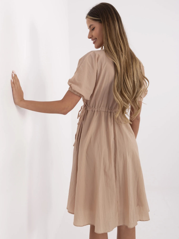 RUE PARIS Dámské šaty 217-SK-25663.02 Barva: Béžová, Velikost: M