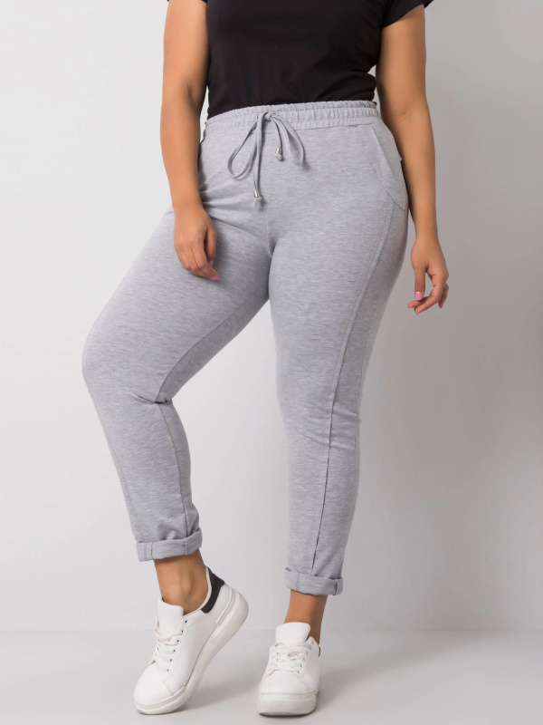 Dámské tepláky Plus Size RV-DR-6300.19 BASIC FEEL GOOD Barva: Šedá, Velikost: 4XL