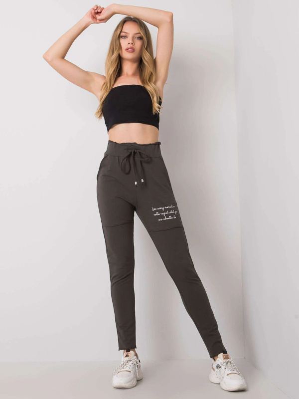 Tmavě khaki tepláky s potiskem XL