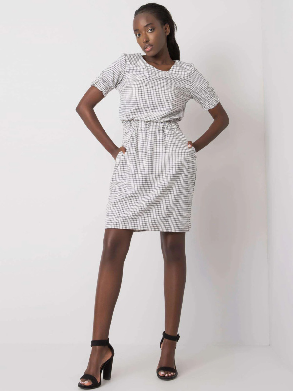 Šaty LK SK 506655 1.58 bílá 42