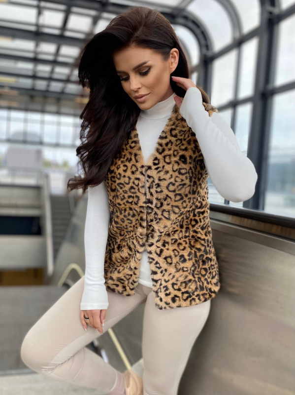 Vesta  model 161045 Yups M