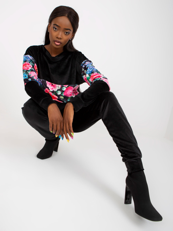 Souprava RV KMPL 8172.44P černá S