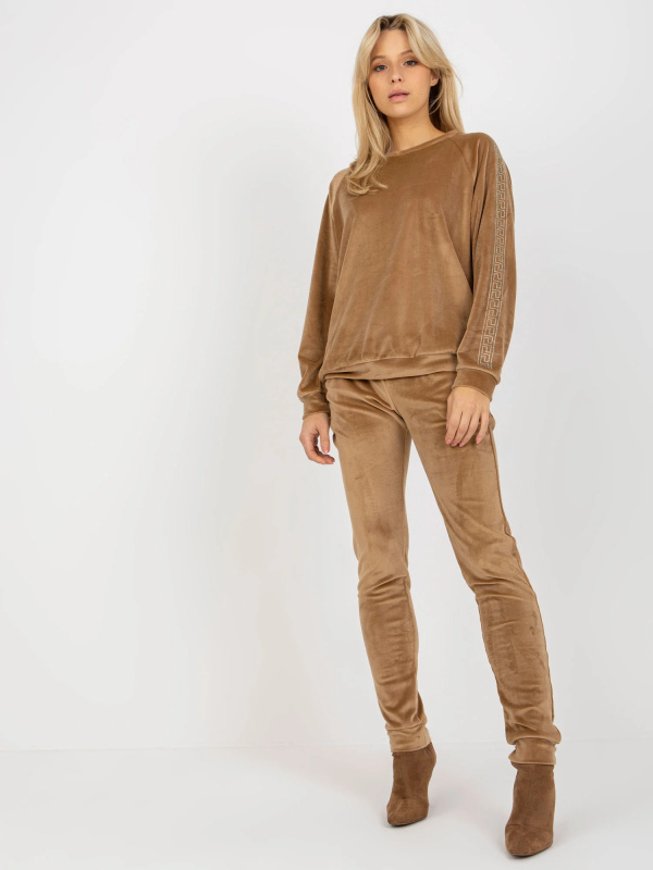 Souprava RV KMPL 8436.40 velbloudů L/XL