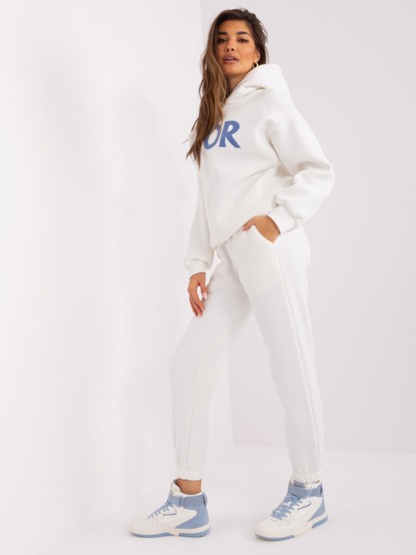 EM KMPL 802 set.97P ecru jedna velikost