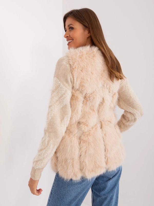 Vesta AT KZ 2375.00P béžová M/L
