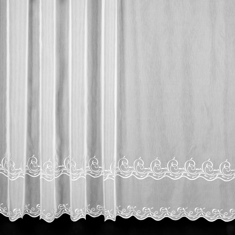Berk voálová záclona MAJA, vyšívané ornamenty, s bordurou, bílá, výška 290cm ( v metráži)