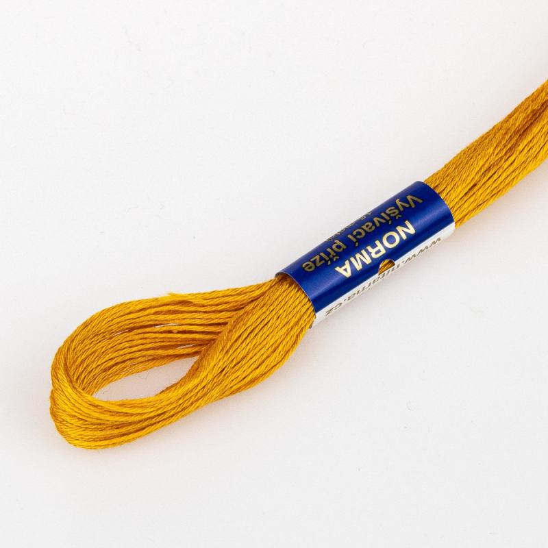 Niťárna Vyšívací příze NORMA / BAVLNKA 1292 papája oranžová, jednobarevná, 1,5g/15m