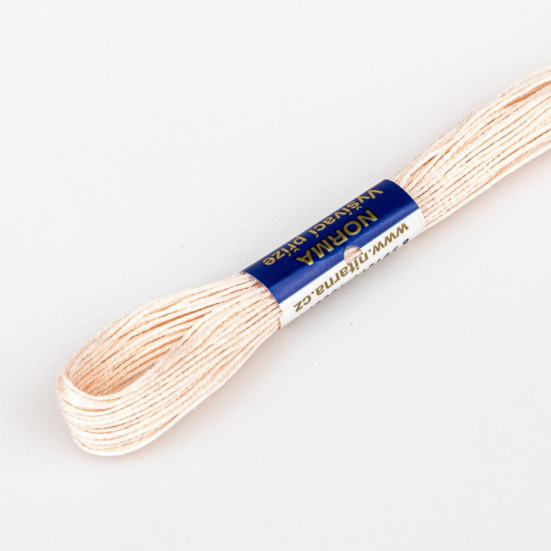 Niťárna Vyšívací příze NORMA / BAVLNKA 2302 oranžovo-žlutá, jednobarevná, 1,5g/15m