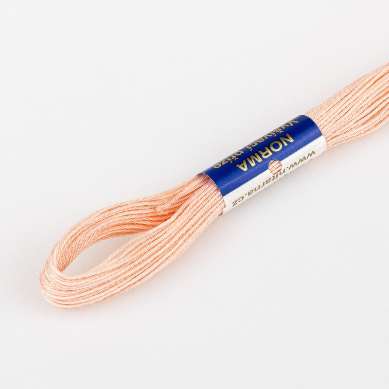 Niťárna Vyšívací příze NORMA / BAVLNKA 2312 krevetová oranžová, jednobarevná, 1,5g/15m