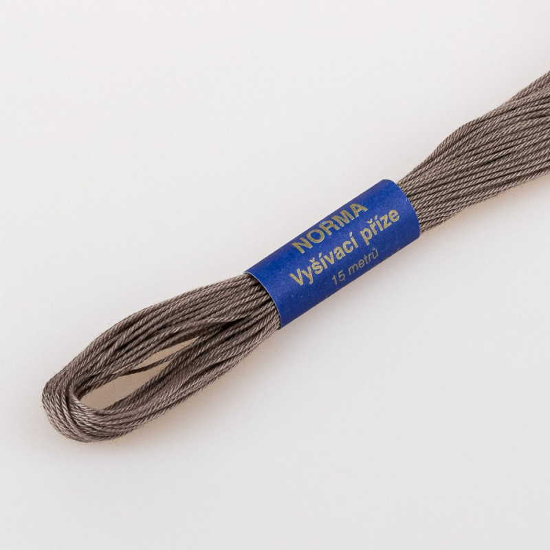 Niťárna Vyšívací příze NORMA / BAVLNKA 7652 červeno-hnědá, jednobarevná, 1,5g/15m