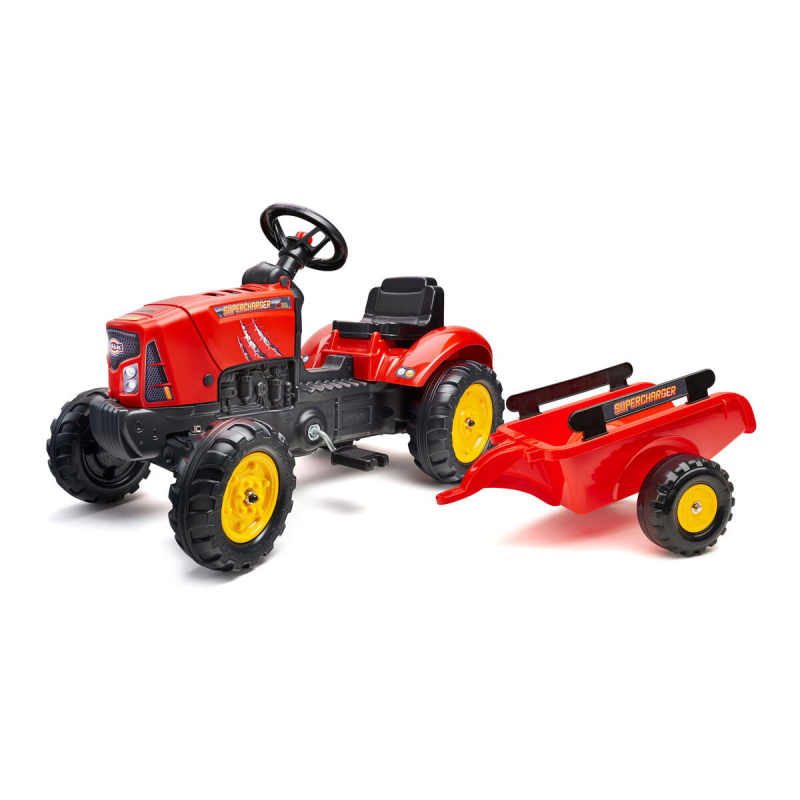 Traktor s odnímatelnou přípojnicí a otevíracím motorem