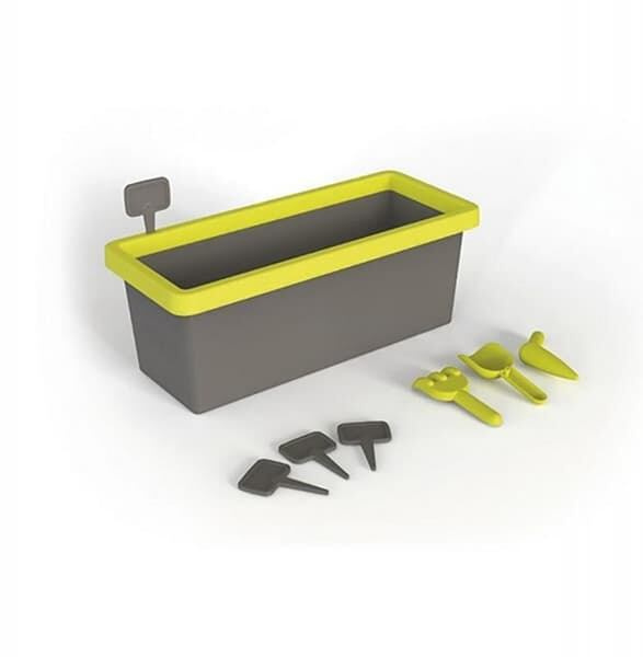 Smoby Piknikový stoleček s lavicemi k domečku