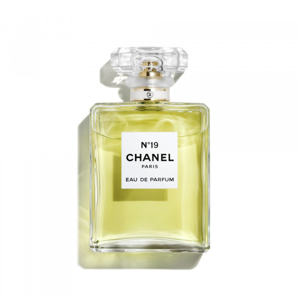 Chanel N°19 parfémovaná voda s rozprašovačem pro ženy 100 ml