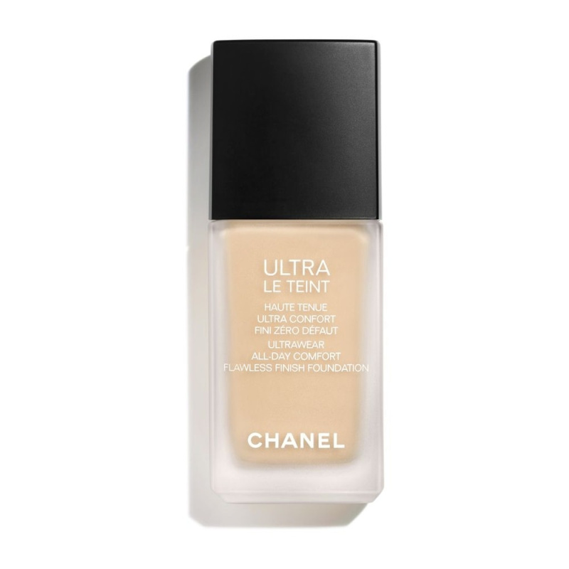 Chanel Dlouhotrvající tekutý make-up Ultra Le Teint Fluide (Flawless Finish Foundation) 30 ml BR132