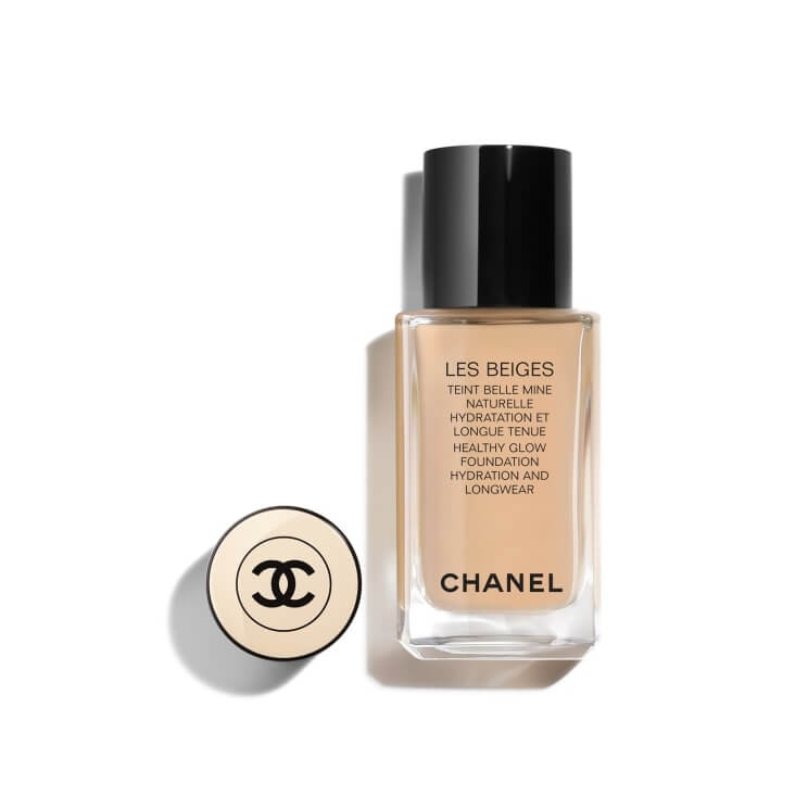 Chanel Les Beiges Foundation lehký make-up s rozjasňujícím účinkem odstín B30 30 ml