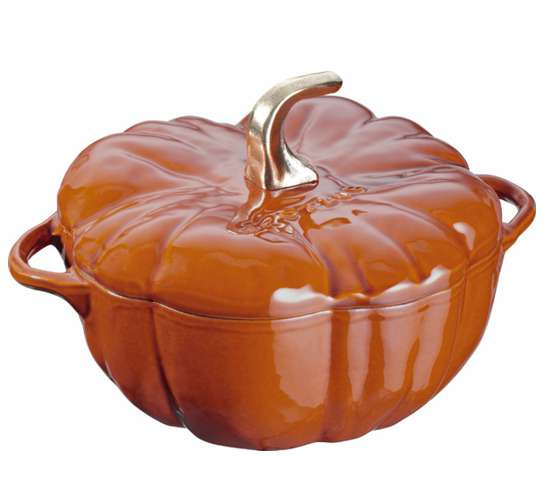 Staub Litinový hrnec ve tvaru dýně s poklicí, skořicový, 3,45 l / 24 cm 1024000
