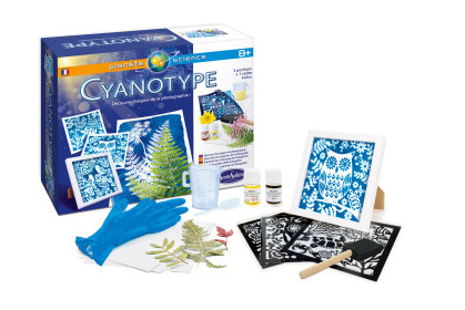 Kyanotypie - vyvolávání obrázků Montessori