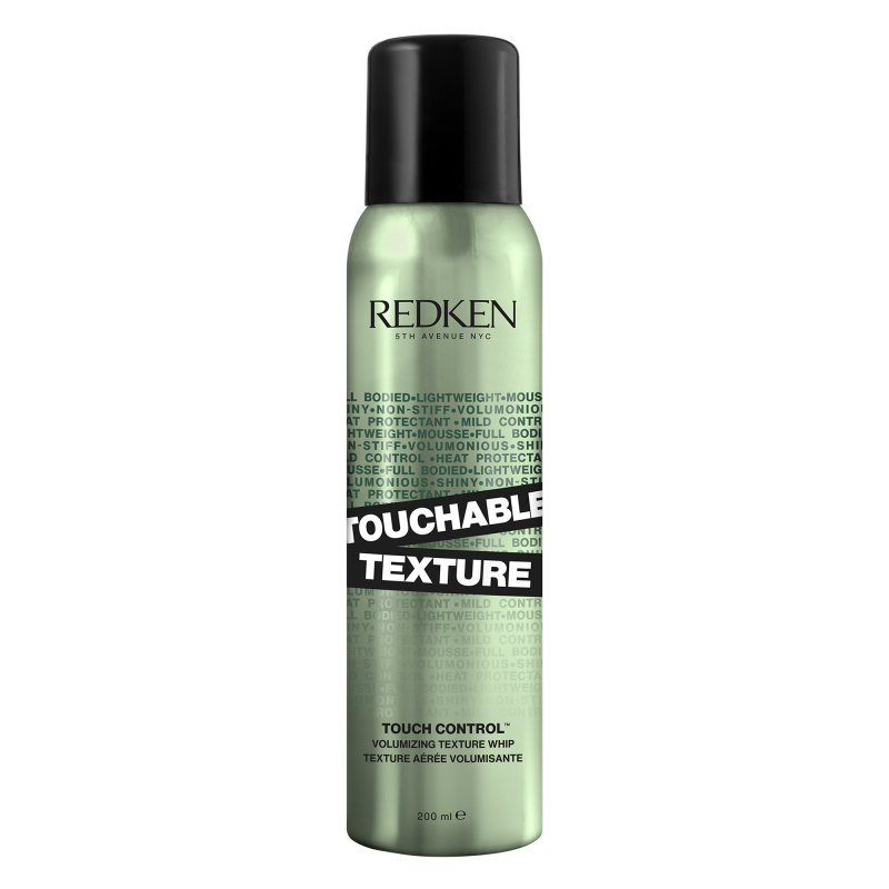 Redken Touchable Texture stylingová pěna pro definici a tvar účesu 200 ml