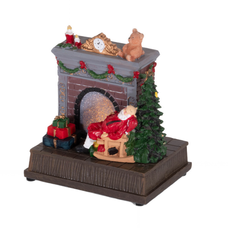 Fééric Lights and Christmas Vánoční vesnička, Vánoční scéna s Mikulášem u krbu vícebarevná