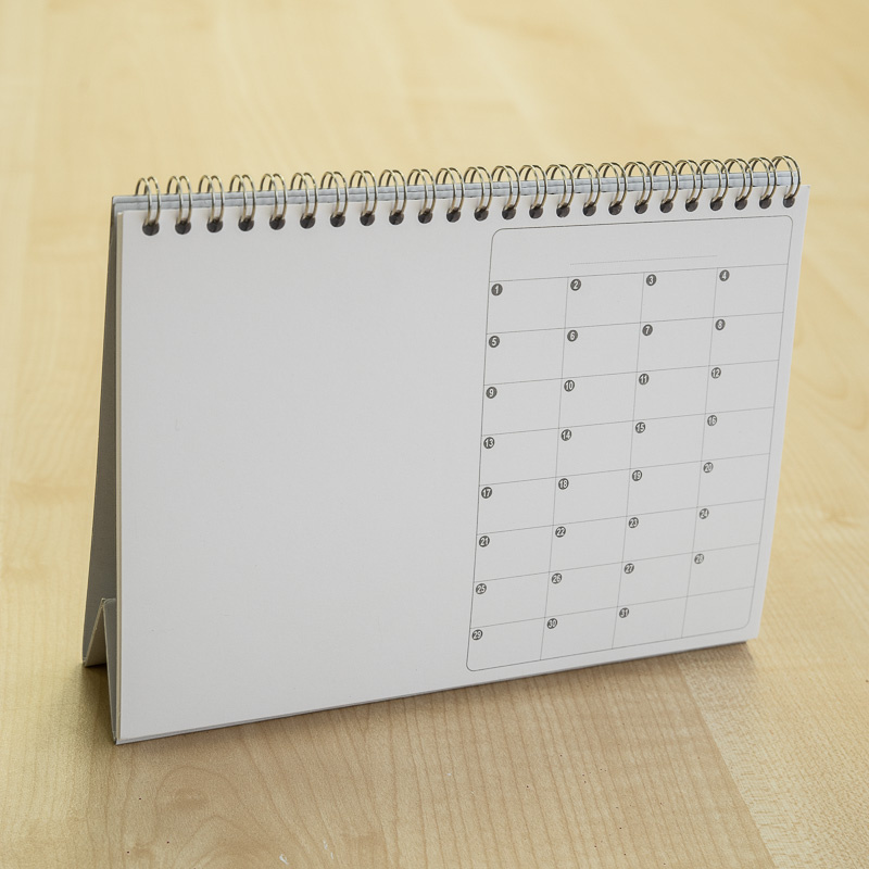 Kalendář stolní univerzální kroužkový bílý 21x15cm
