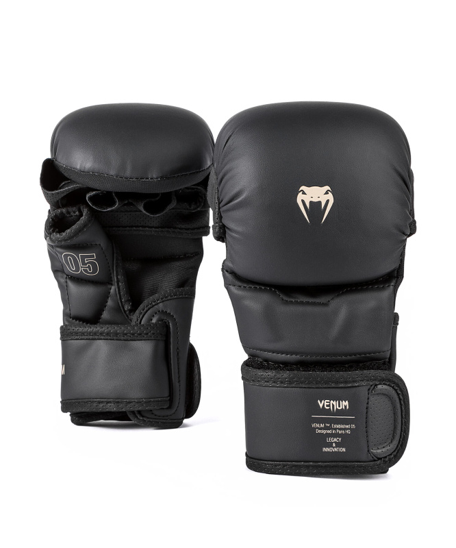 Venum Impact Evo MMA Sparring Gloves - Black Velikost: M