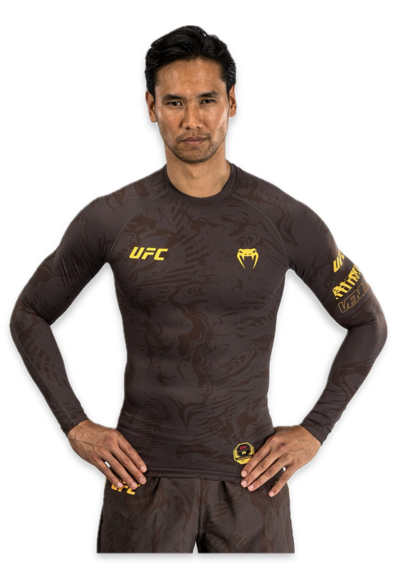 UFC Fusion by Venum Fight Week Men’s Performance Long Sleeve Rashguard - Earthen Brown Velikost: XL