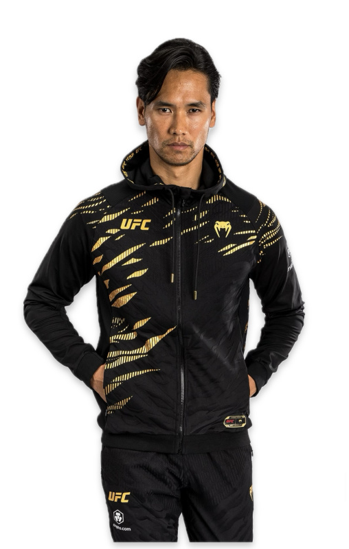 UFC Fusion by Venum Authentic Fight Night Men’s Walkout Hoodie - Champion Velikost: XXL
