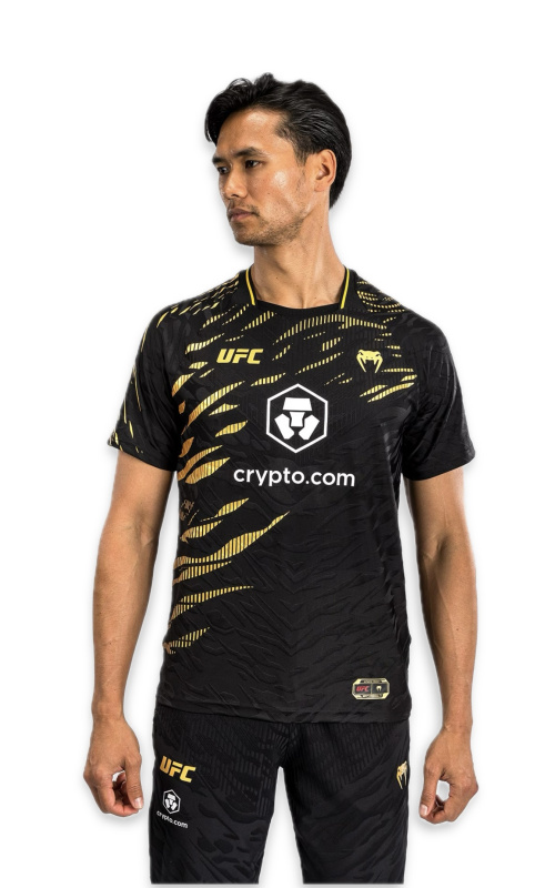 UFC Fusion by Venum Authentic Fight Night Men’s Walkout Jersey - Champion Velikost: XL