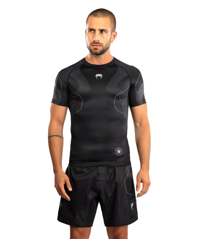 Venum Nexus Rashguards Short Sleeves - Black/Silver Velikost: M
