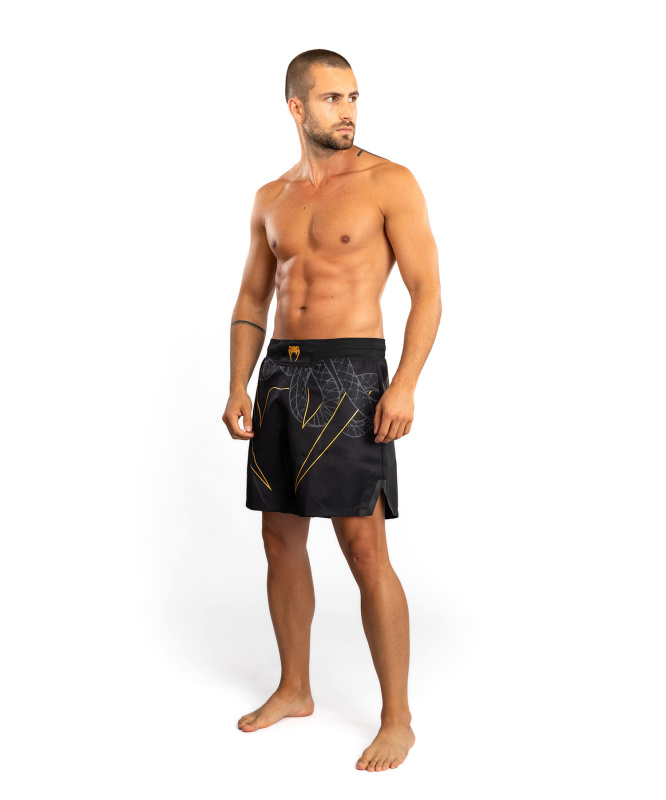 Venum Serpenti Fightshorts - Black/Silver/Gold Velikost: M