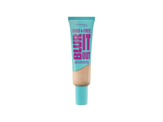 Rimmel Kind & Free Blur It Out lehký hydratační make-up odstín 001 Fair Porcelain 30 ml