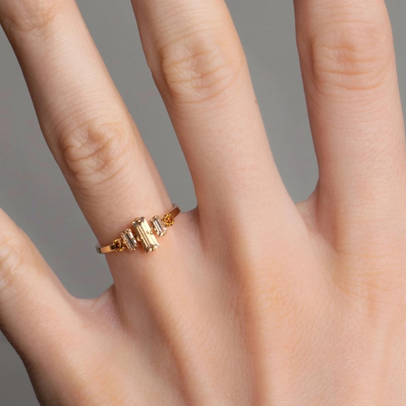 APRIL PLEASE Prsten SALOMON Tiara - Nude Velikost: 50