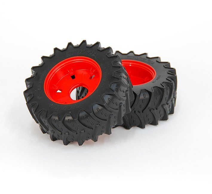 Bruder 43306 ND Levá a pravá zadní kola Bruder 3012 Claas Axion 950