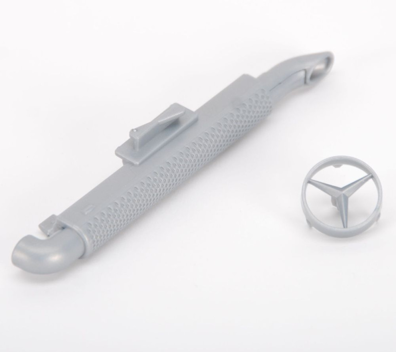 BRUDER 43619 ND Výfuk a znak pro MB Arocs