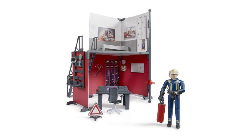 Bruder BWORLD Hasičská stanice s figurkou hasiče