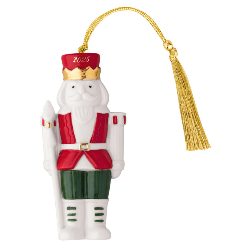 Villeroy & Boch Závěsná porcelánová ozdoba Christmas Classics 2025, Louskáček, 11 cm 14-8675-4356