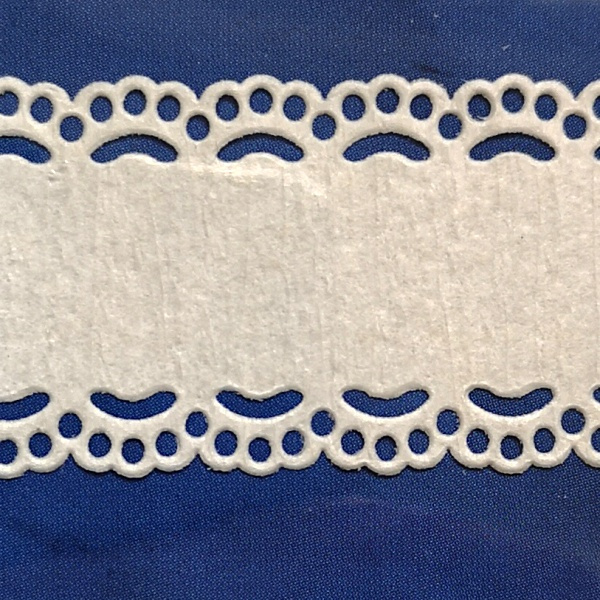 Samolepicí papírová krajkovaná stuha č.5 - bílá (1ks)