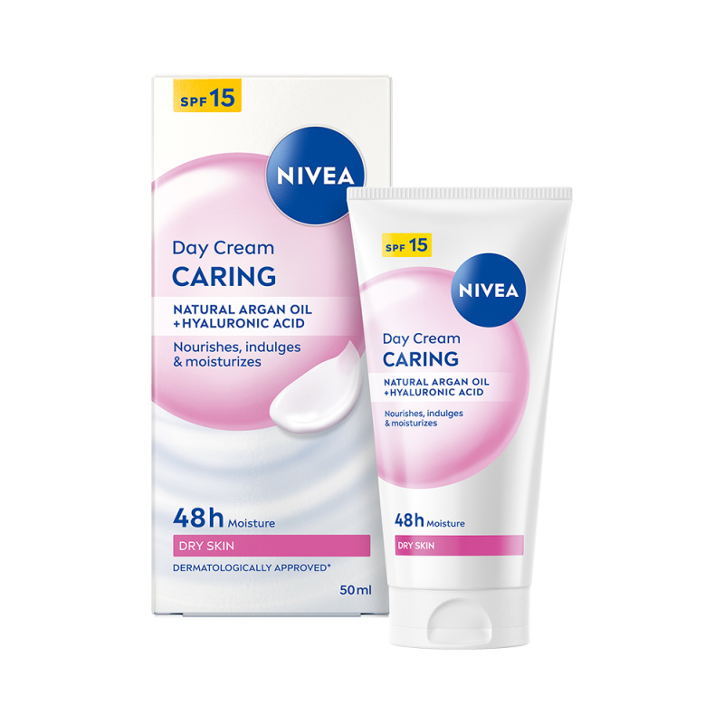 NIVEA Nourishing výživný denní krém pro suchou pleť SPF 15 50 ml
