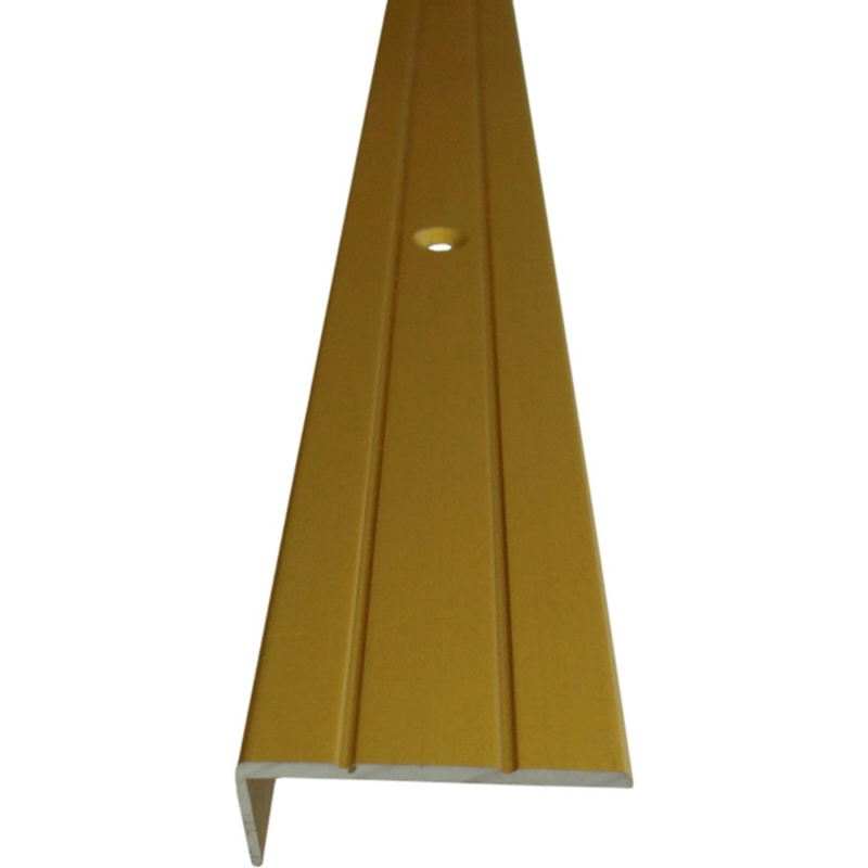 Döllken Profiles Schodová hrana DP 31 šroubovací 25 x 10 x 900 mm, zlatá