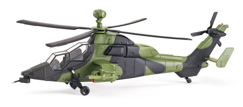 Vojenský vrtulník v maskovacím balení