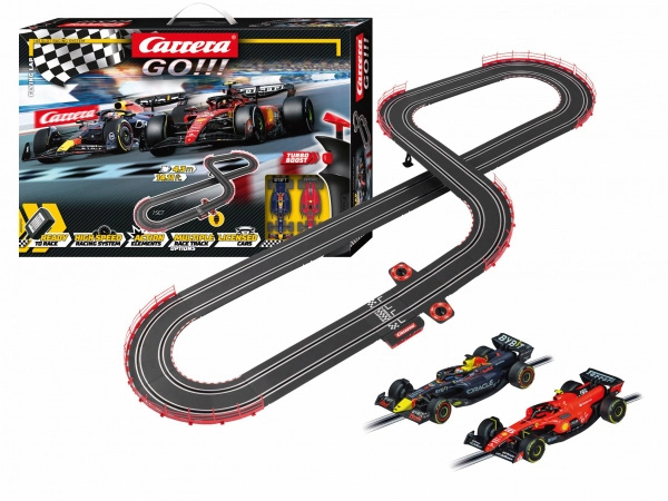 Autodráha Carrera GO Flying Lap 4,3 m s vozy F1 Ferrari a Red Bull
