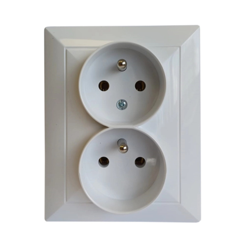 Zásuvka dvojitá Pola, bílá