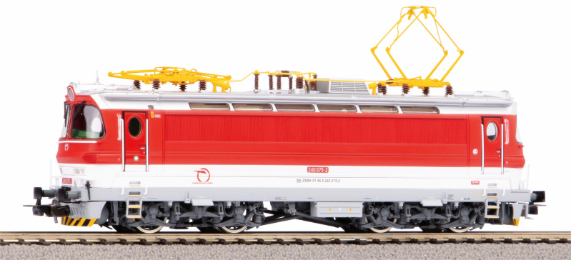 Piko Elektrická lokomotiva BR 240 „Laminátka“ ZSSK VI - 51387