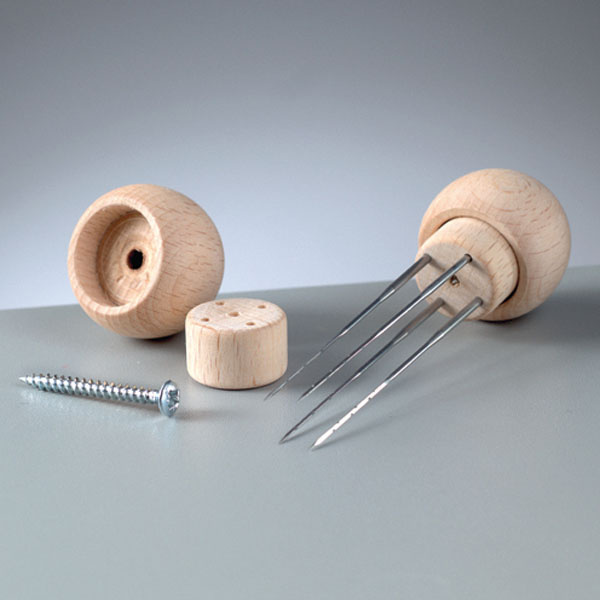 Dřevěný držák na 4 jehly na plstění (dodáváno bez jehel)