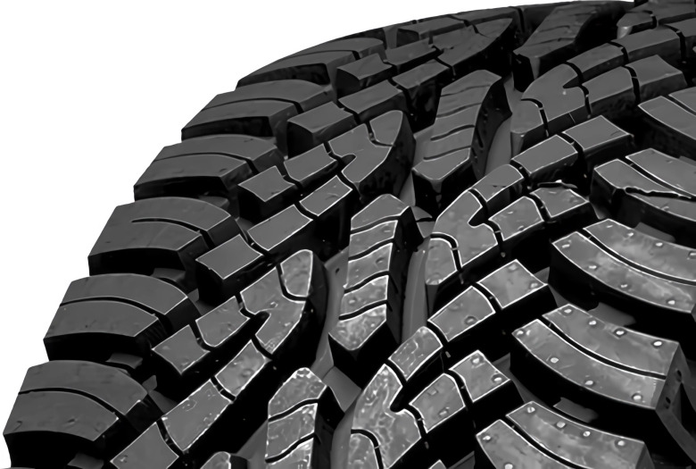 Continental ContiCrossContact AT 8PR 235/85 R16 114Q