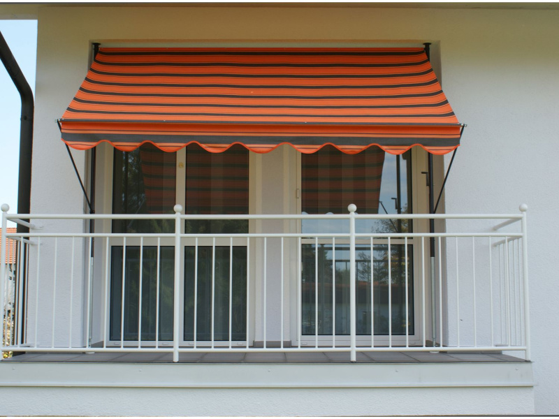Angerer Upínací markýza Angerer (hnědá s oranžovými pruhy, šířka 200 cm)