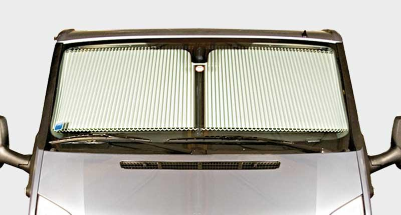 REMIS Plisované rolety REMIfront III pro Mercedes Sprinter/VW Crafter od roku 2006 - čelní okno Varianta: REMIfron III Sprinter/Crafter rovná základna zrcátka